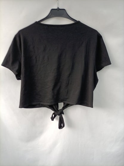 SHEIN. Camiseta negra lazada T.xl