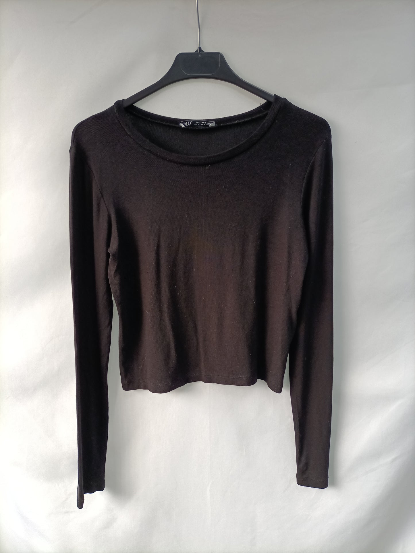 ZARA. Black cropped T-shirt Tm
