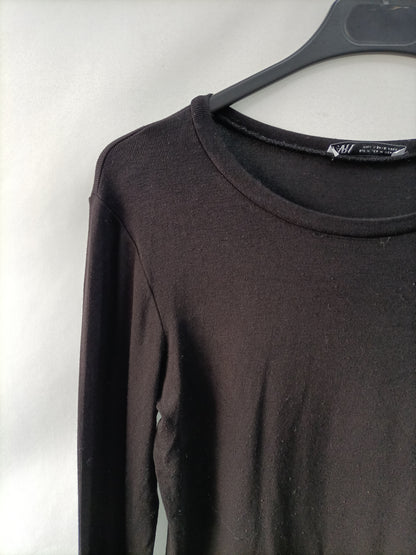 ZARA. Black cropped T-shirt Tm