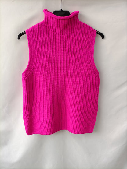 ZARA. Chaleco rosa fucsia T.s