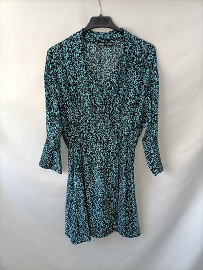 ZARA.Vestido corto estampado T.xs
