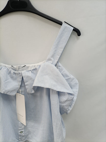 ZARA. Blusa volantes rayas T.s