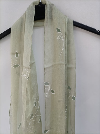 OTRAS. Pañuelo verde hojas