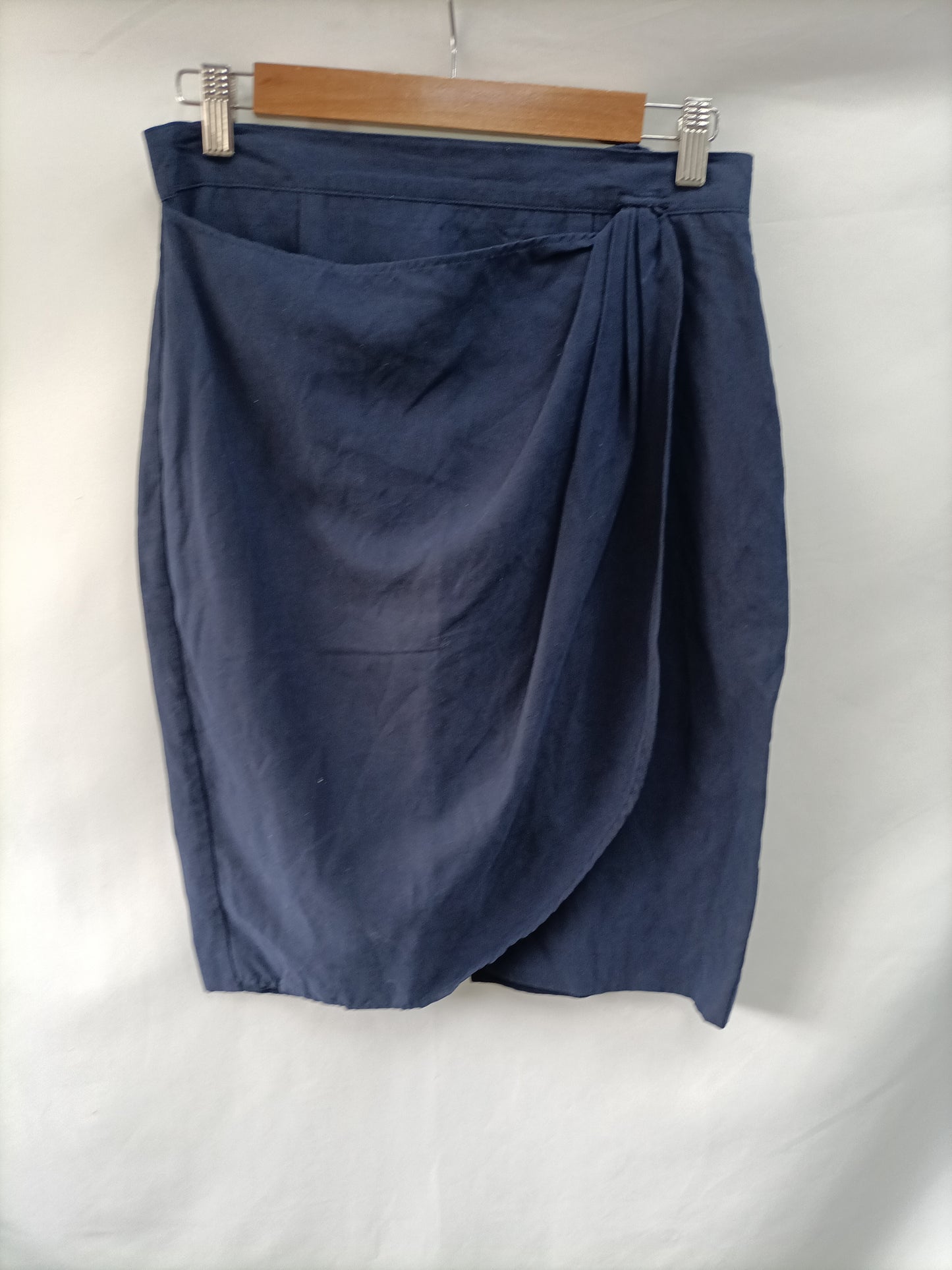 EL CORTE INGLÉS. Blue wrap skirt size 42(36)