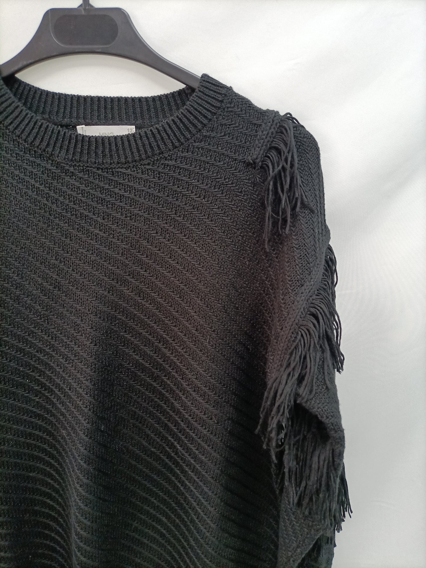 marketMANGO. Jersey negro flecos T.12(xs)
