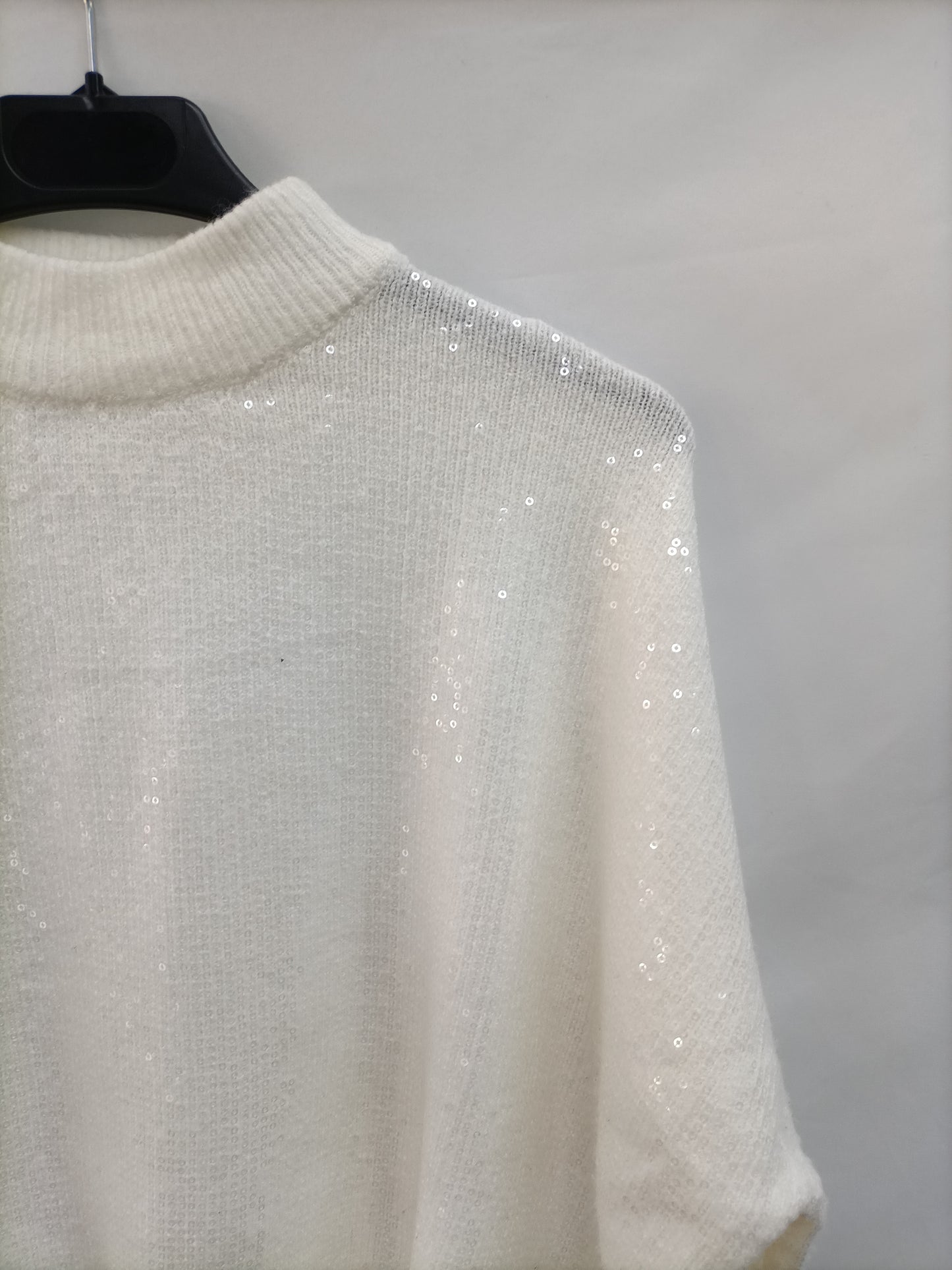 SFERA. Jersey blanco lentejuelas  T.m