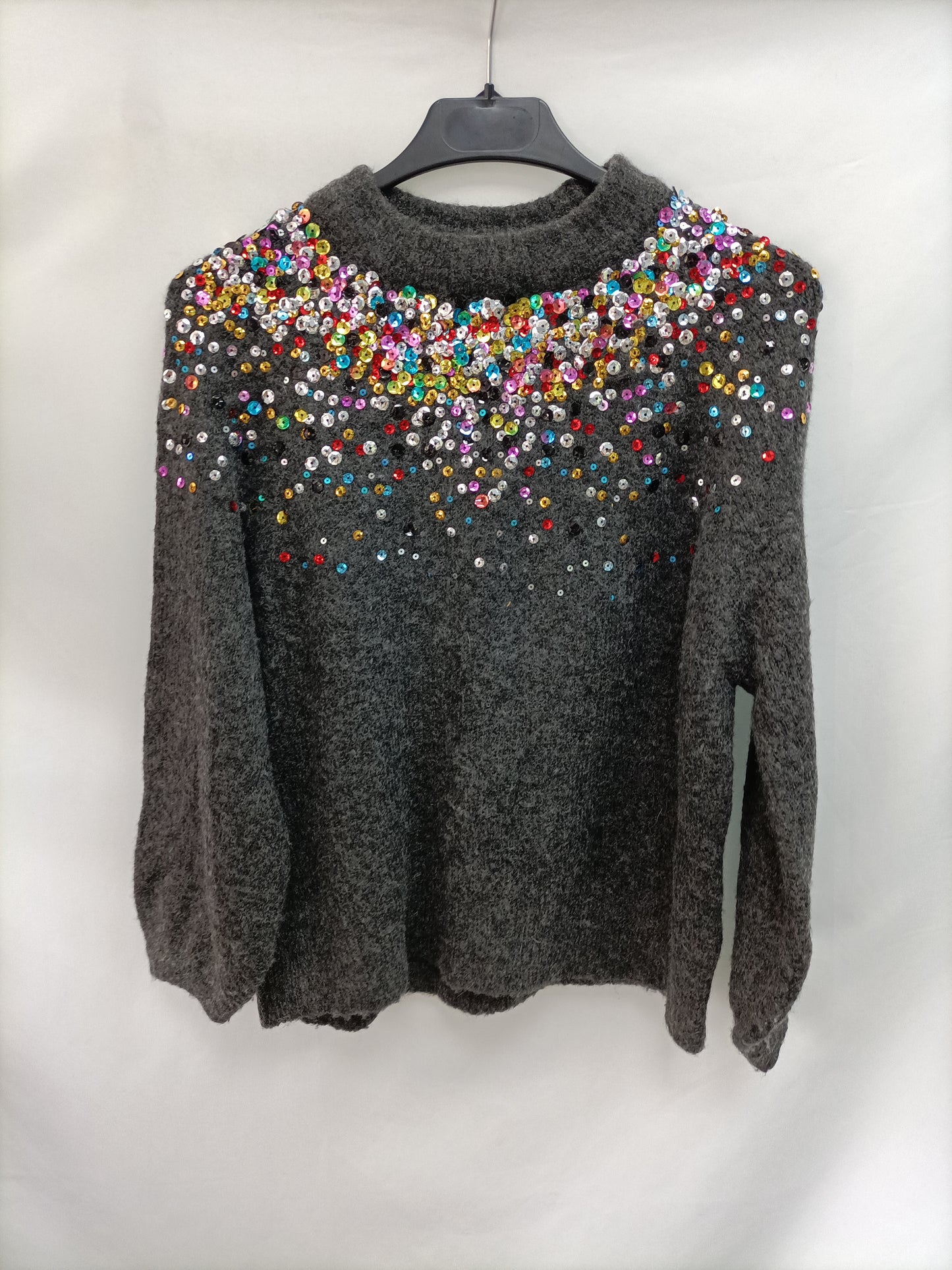 ZARA. Jersey gris lentejuelas y T.m