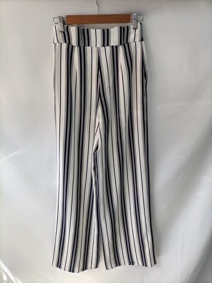 H&amp;M. Striped palazzo pants S.34
