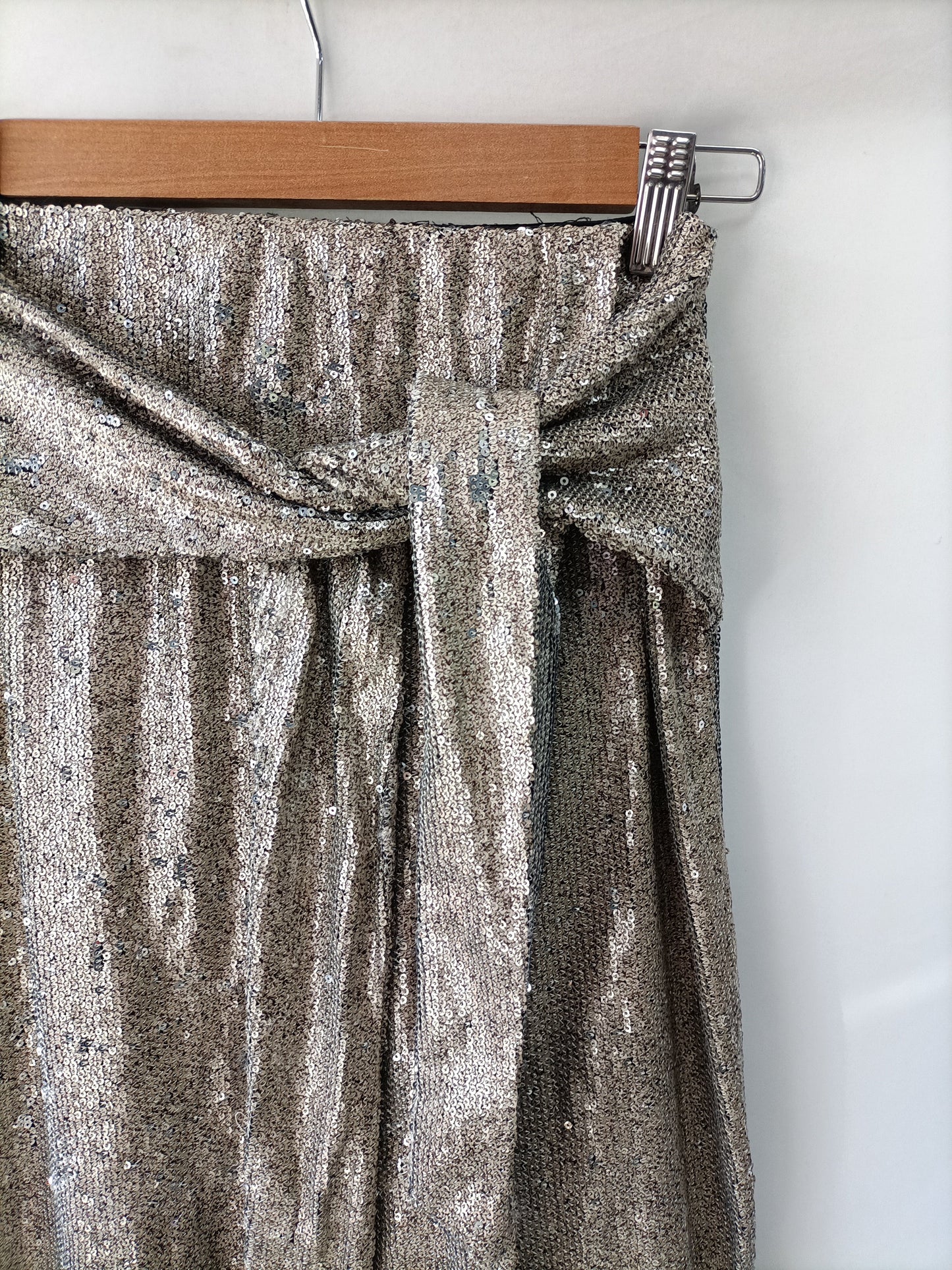 ZARA. Falda lentejuelas T.s