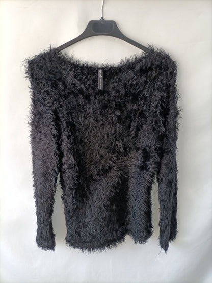 STRADIVARIUS. Jersey nenfro pelo T.s