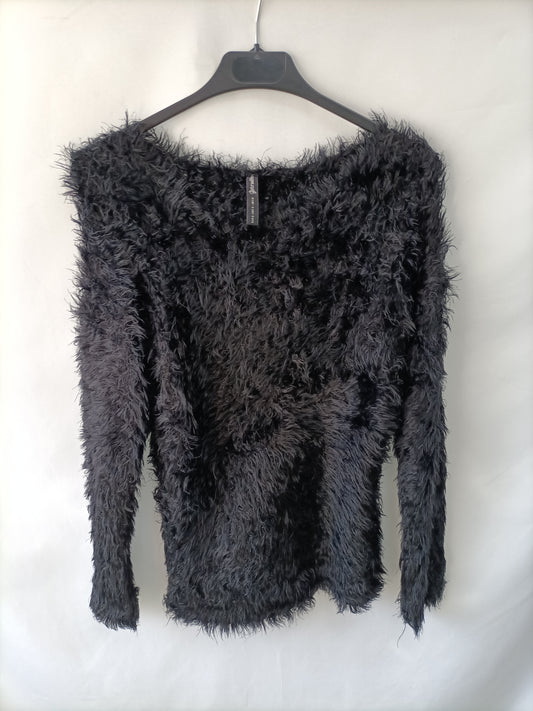 STRADIVARIUS. Jersey nenfro pelo T.s