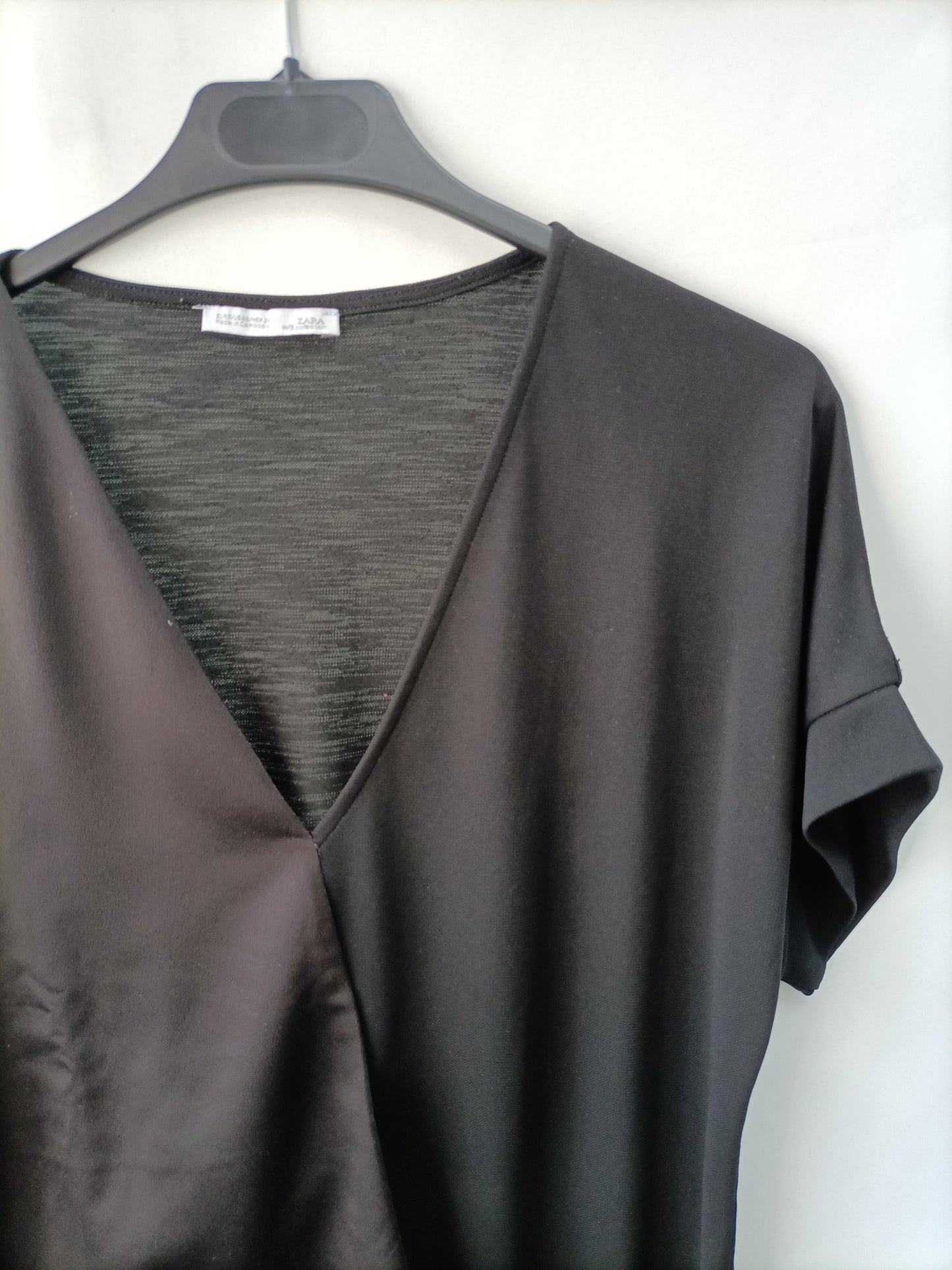 ZARA. Top negro texturas T.s