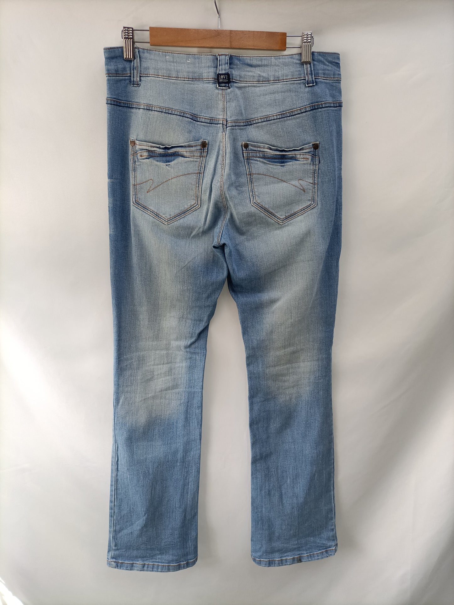 M&MODE. Pantalón campana denim T. 40