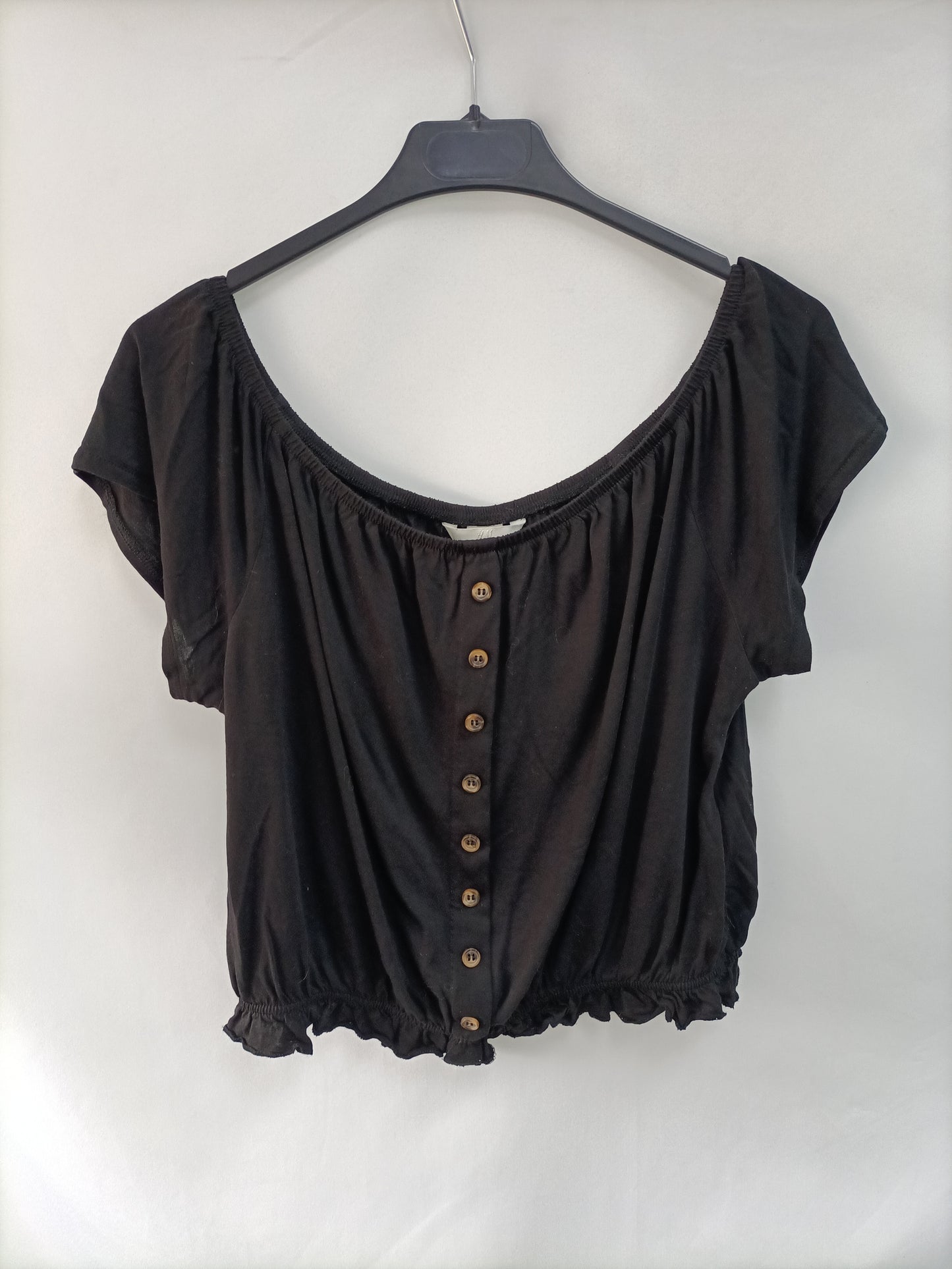H&M. Top negro botones T.m