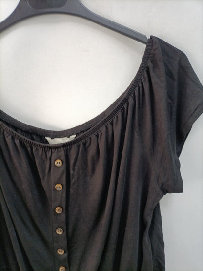 H&M. Top negro botones T.m