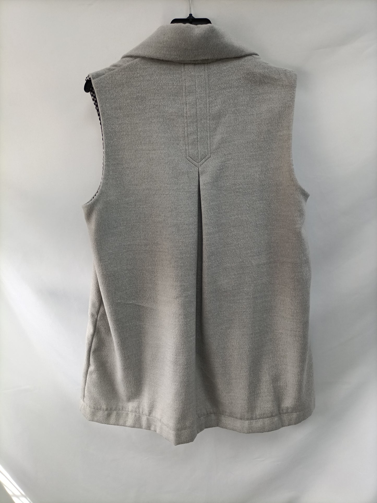 AMPI VERA. Chaleco gris pelito T.u(m)