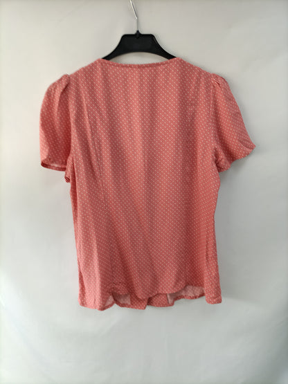 MANGO. Blusa salmón lunares T.xs