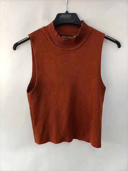 STRADIVARIUS.  Top punto teja T.M