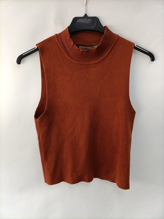 STRADIVARIUS.  Top punto teja T.M