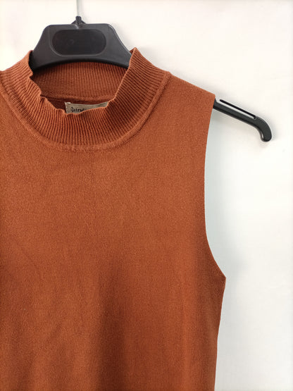 STRADIVARIUS.  Top punto teja T.M