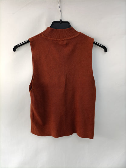 STRADIVARIUS.  Top punto teja T.M