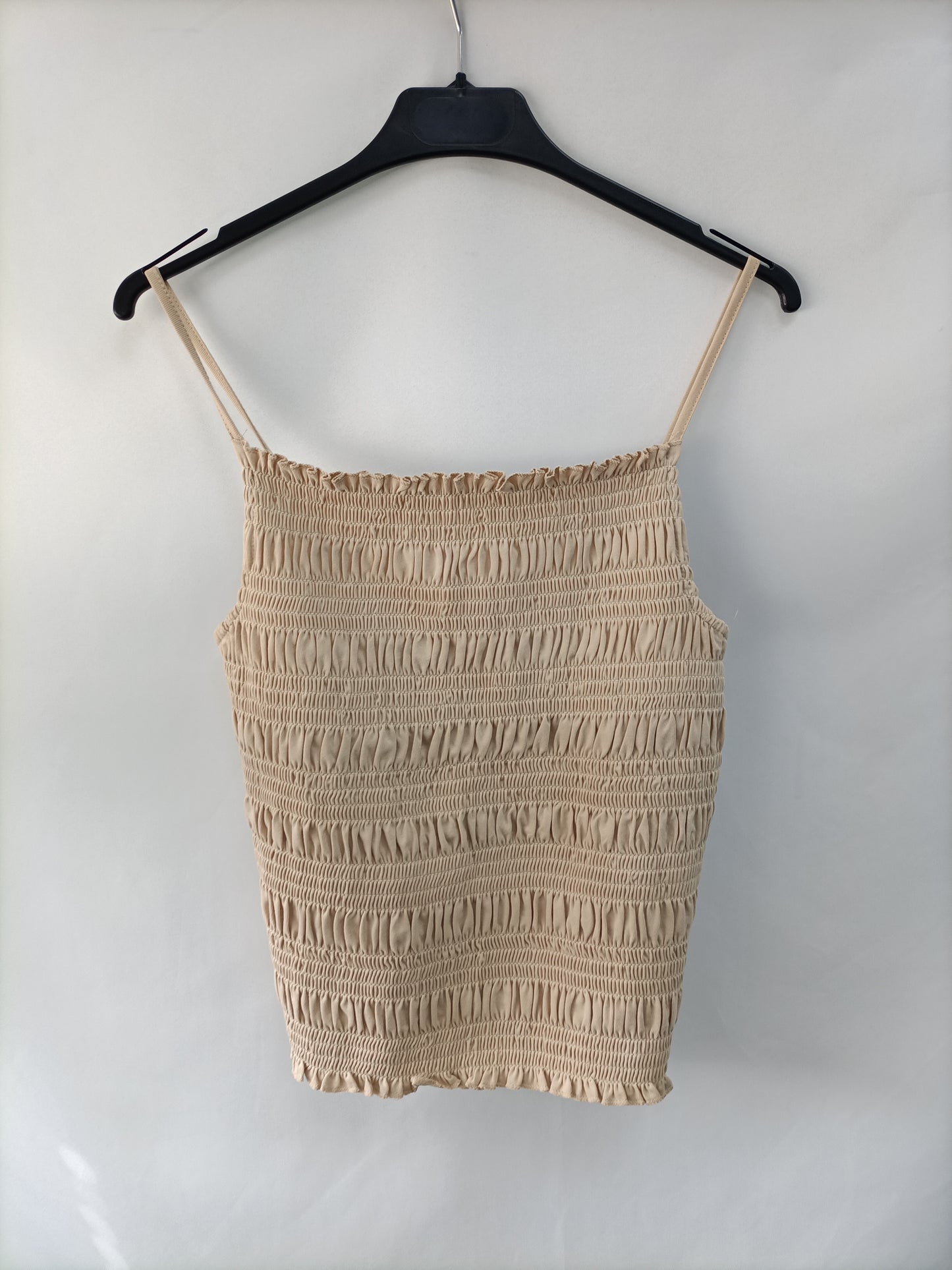 H&M. Top beige nido abeja T.m