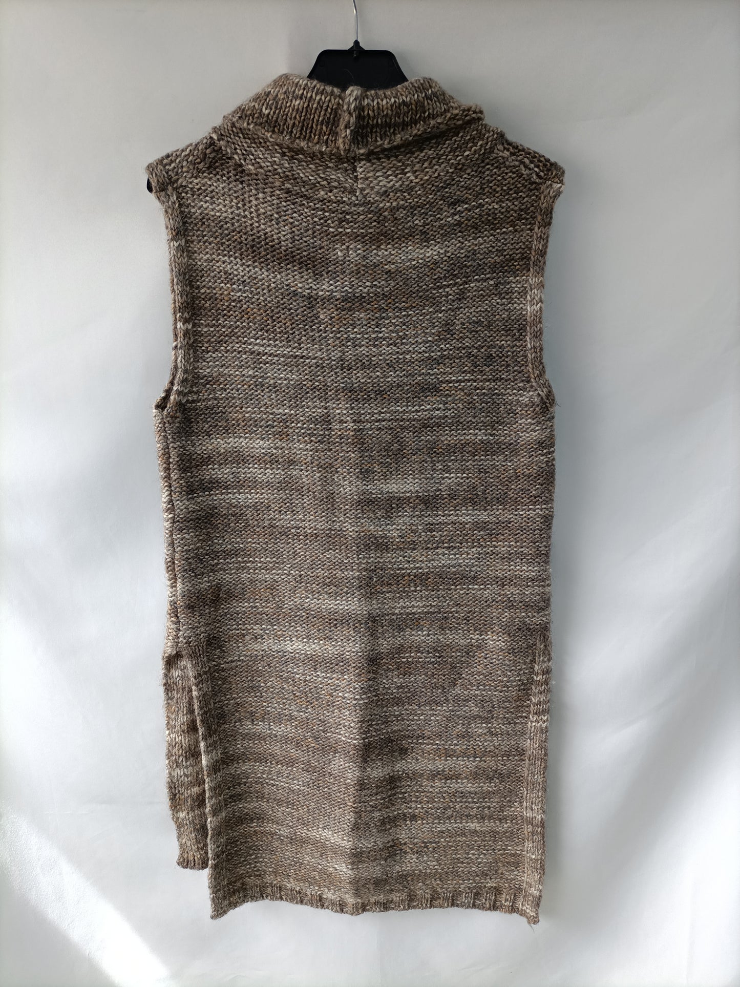 MASSIMO DUTTI. Heathered sleeveless sweater Ts