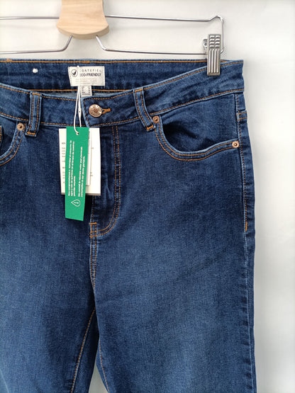 CORTEFIEL. Pantalón denim campana T.42