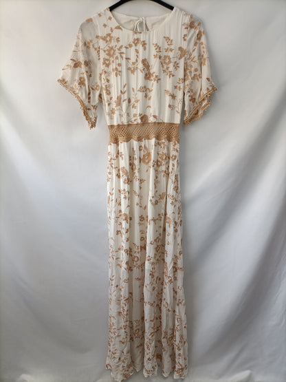 OTRAS. Vestido blanco bordado T.u(m)