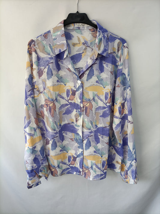 CERISE BLUE. Blusa fluida estampada  T.m