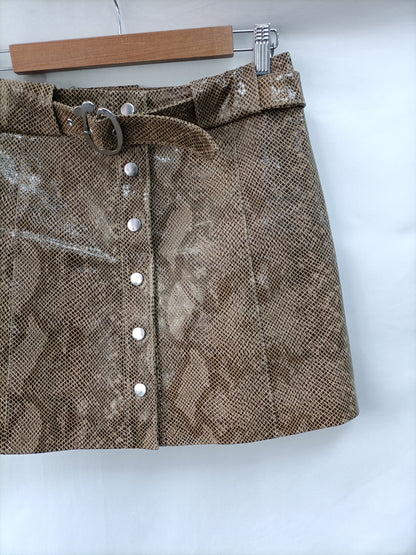 ZARA. Falda piel botones T.m