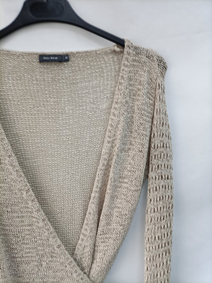 EASY WEAR. Jersey beige cruzado T.38