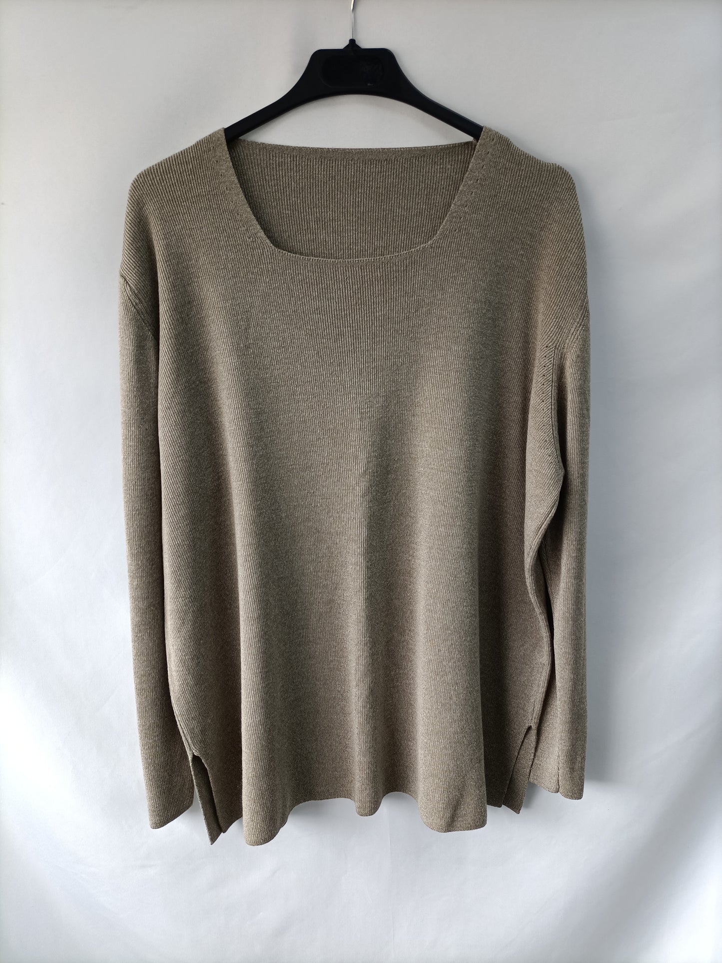 OTRAS.Jersey marrón verdoso T.u(m)