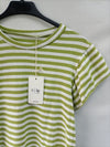 SOPHIE. Camiseta rayas verde Tu(m)