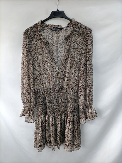ZARA. Vestido corto estampado  T.s