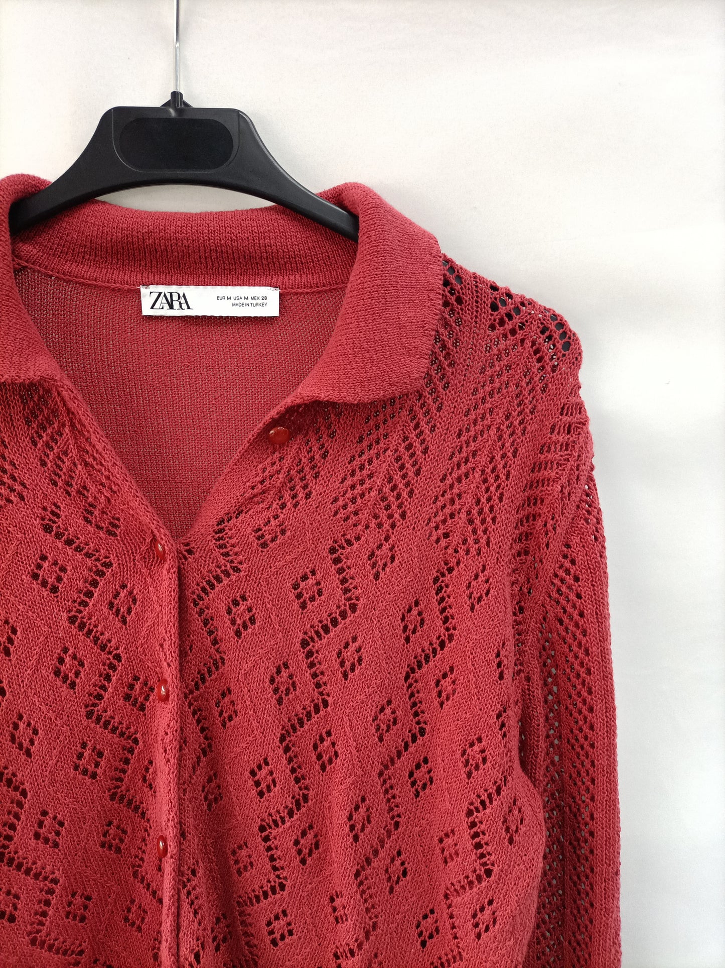 ZARA. Rebeca troquelada   T.m