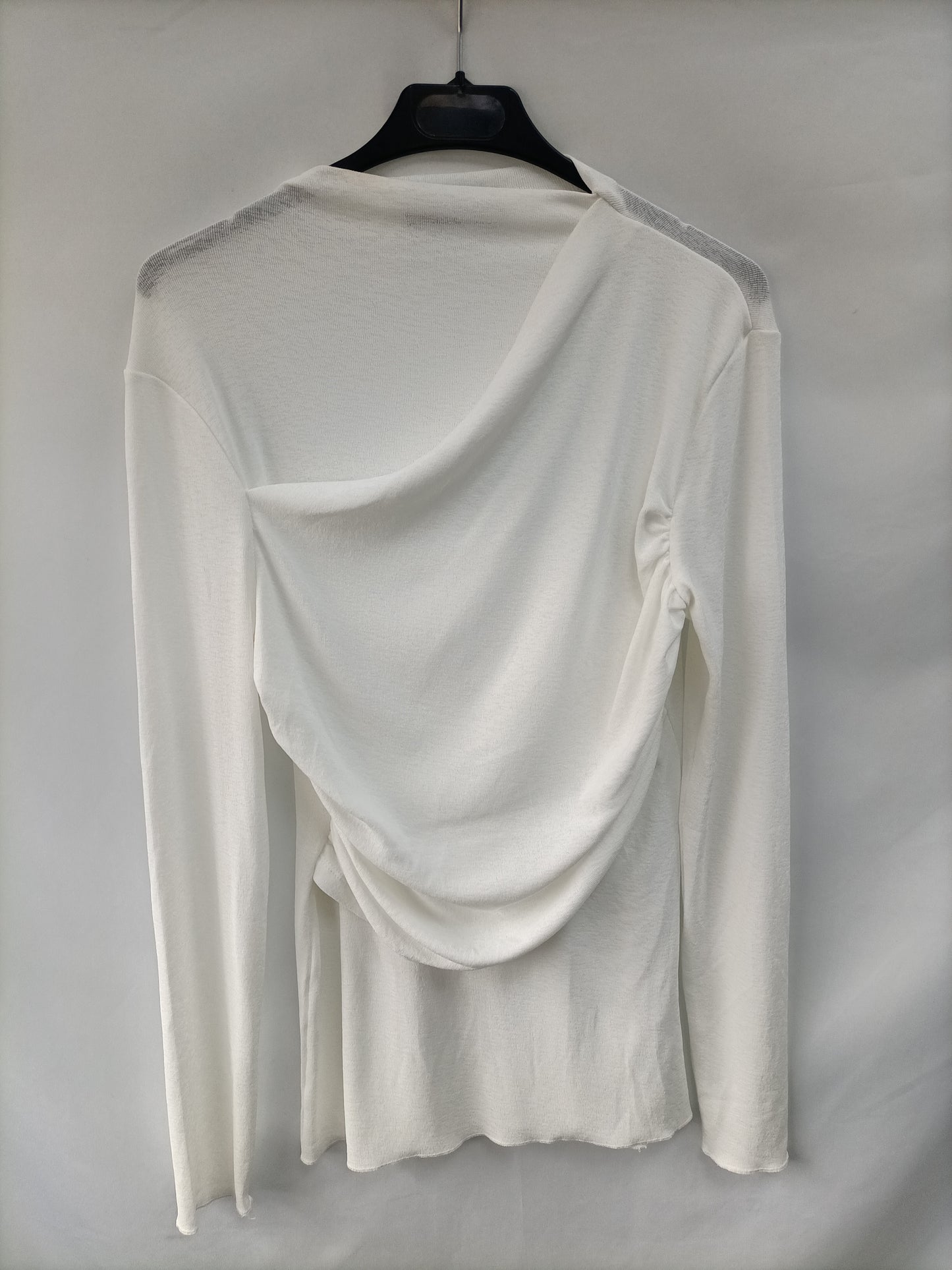 SFERA. Top blanco cruzado T.l