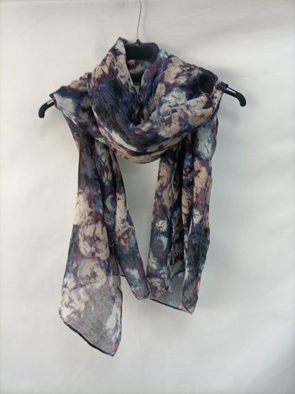 OTRAS. Fular azul y morado
