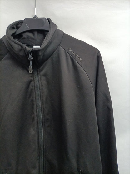 QUECHUA. Cortavientos negro T.m