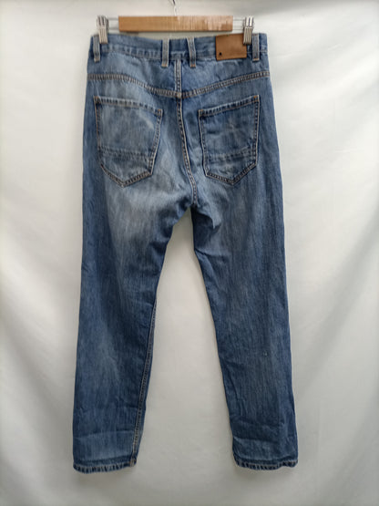 EASY WEAR. Pantalón vaquero recto T.40