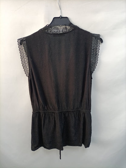 MANGO. Top negro cruzado  T.m