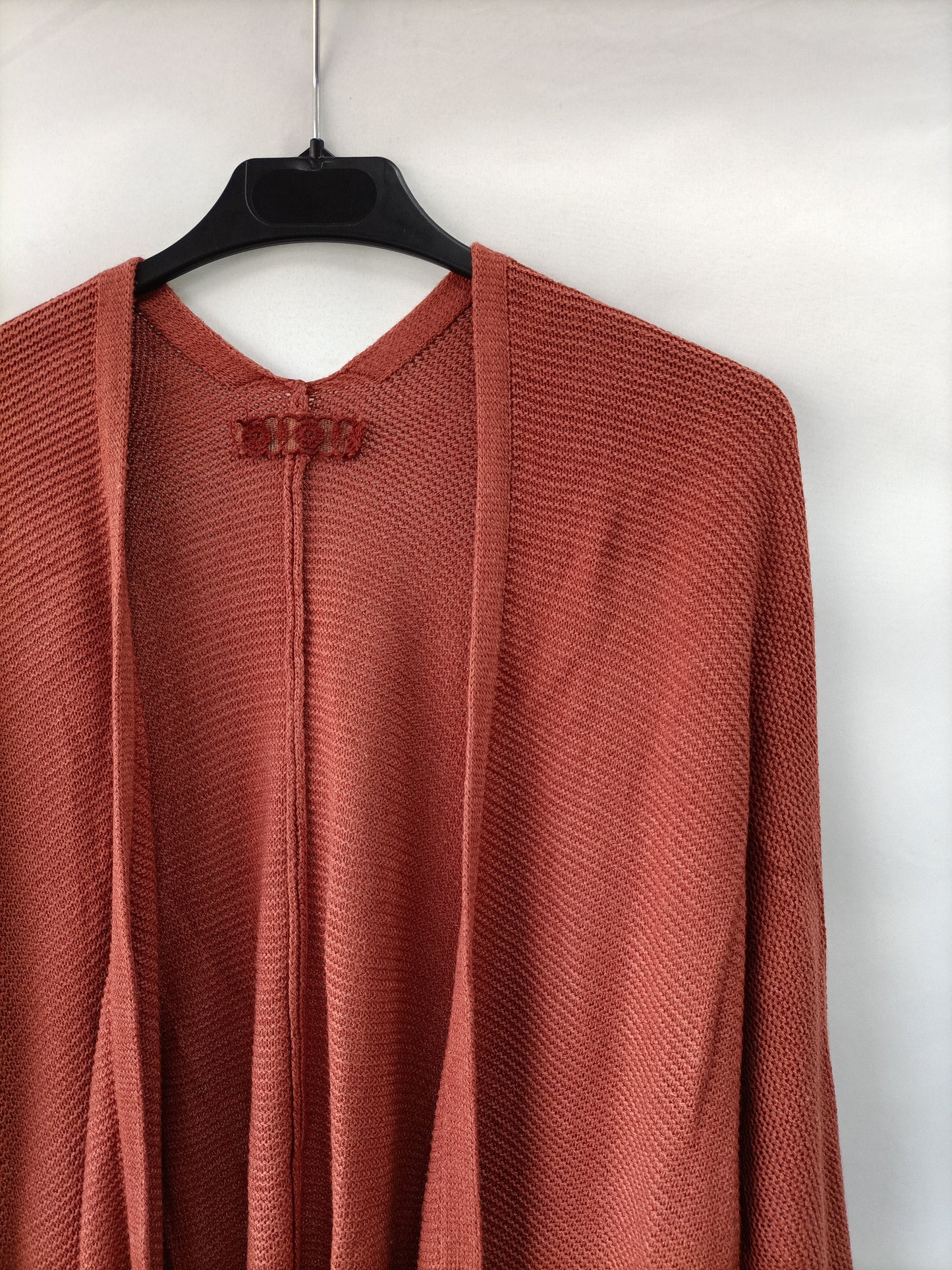 CARINA RICCI. Cárdigan teja T.u