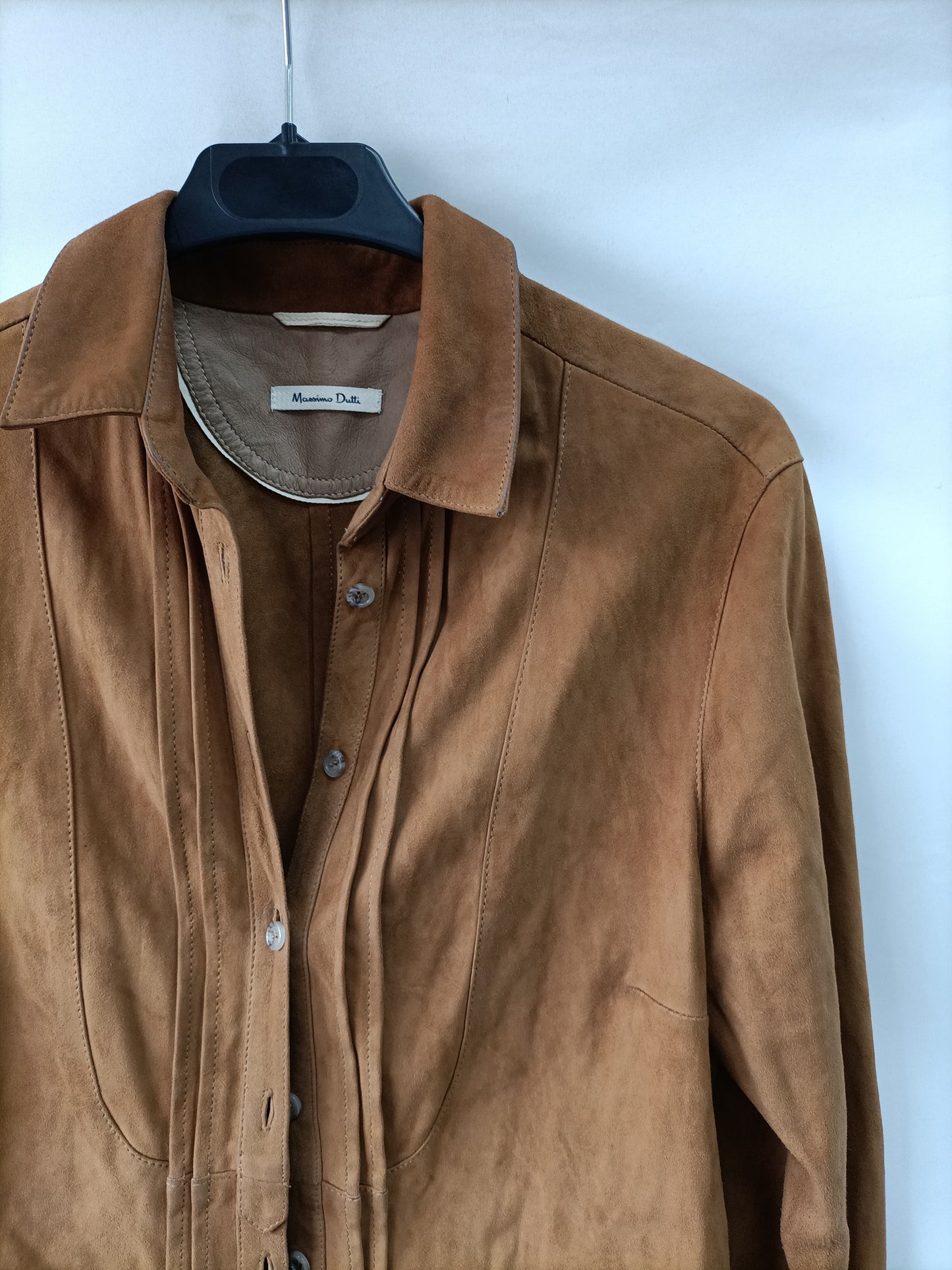 MASSIMO DUTTI. Sobrecamisa piel T.m (tara)