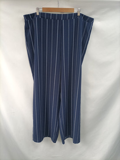 NEW LOOK. Pantalones rayas