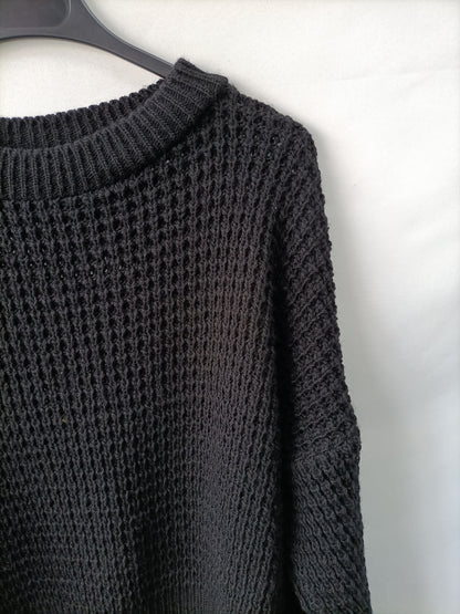 OTRAS. Jersey negro punto Tu(s)