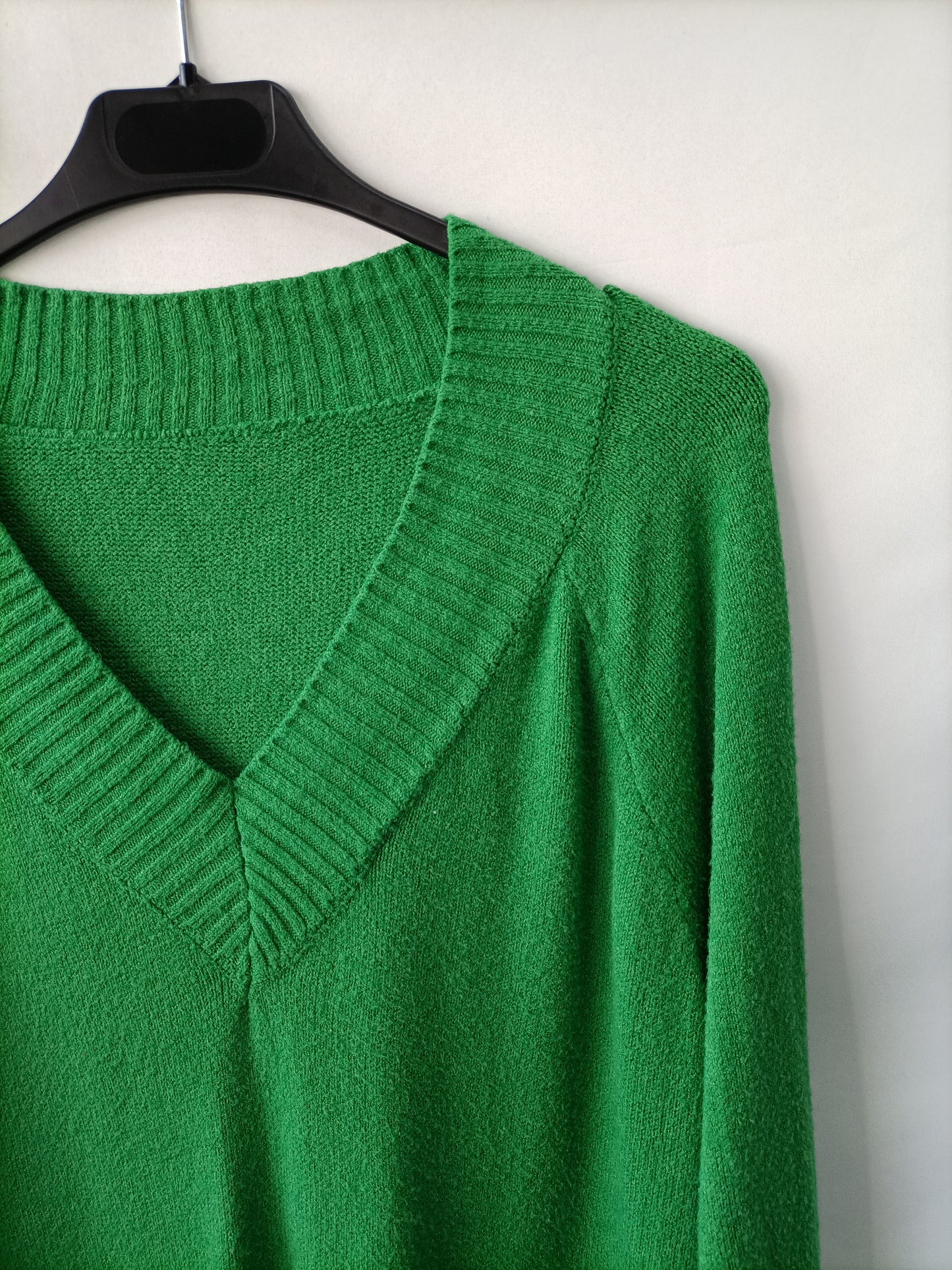 OTRAS. Jersey largo de punto verde Tu