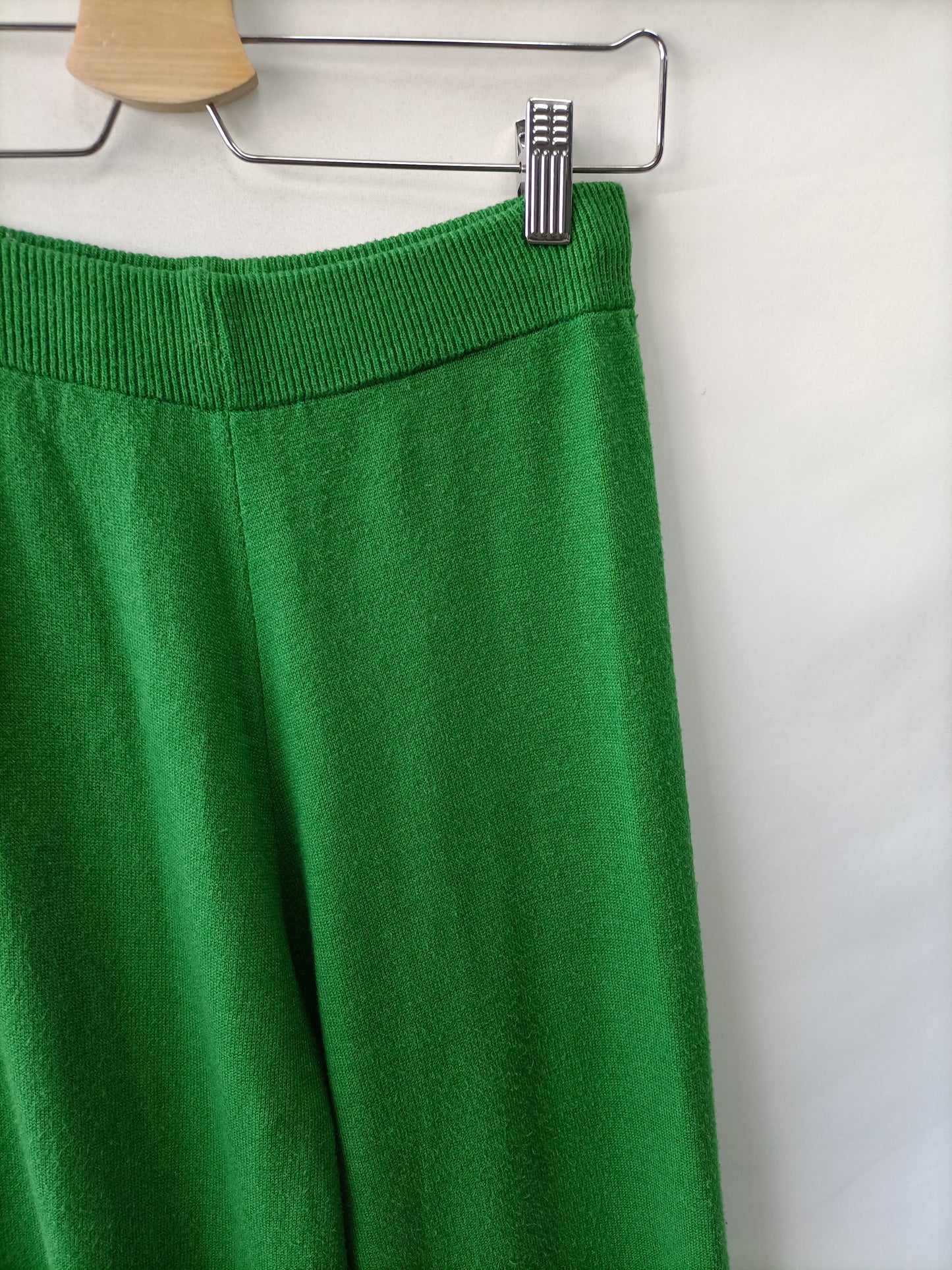 OTRAS. Pantalón Verde de punto Tu (s/m)