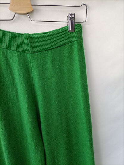 OTRAS. Pantalón Verde de punto Tu (s/m)