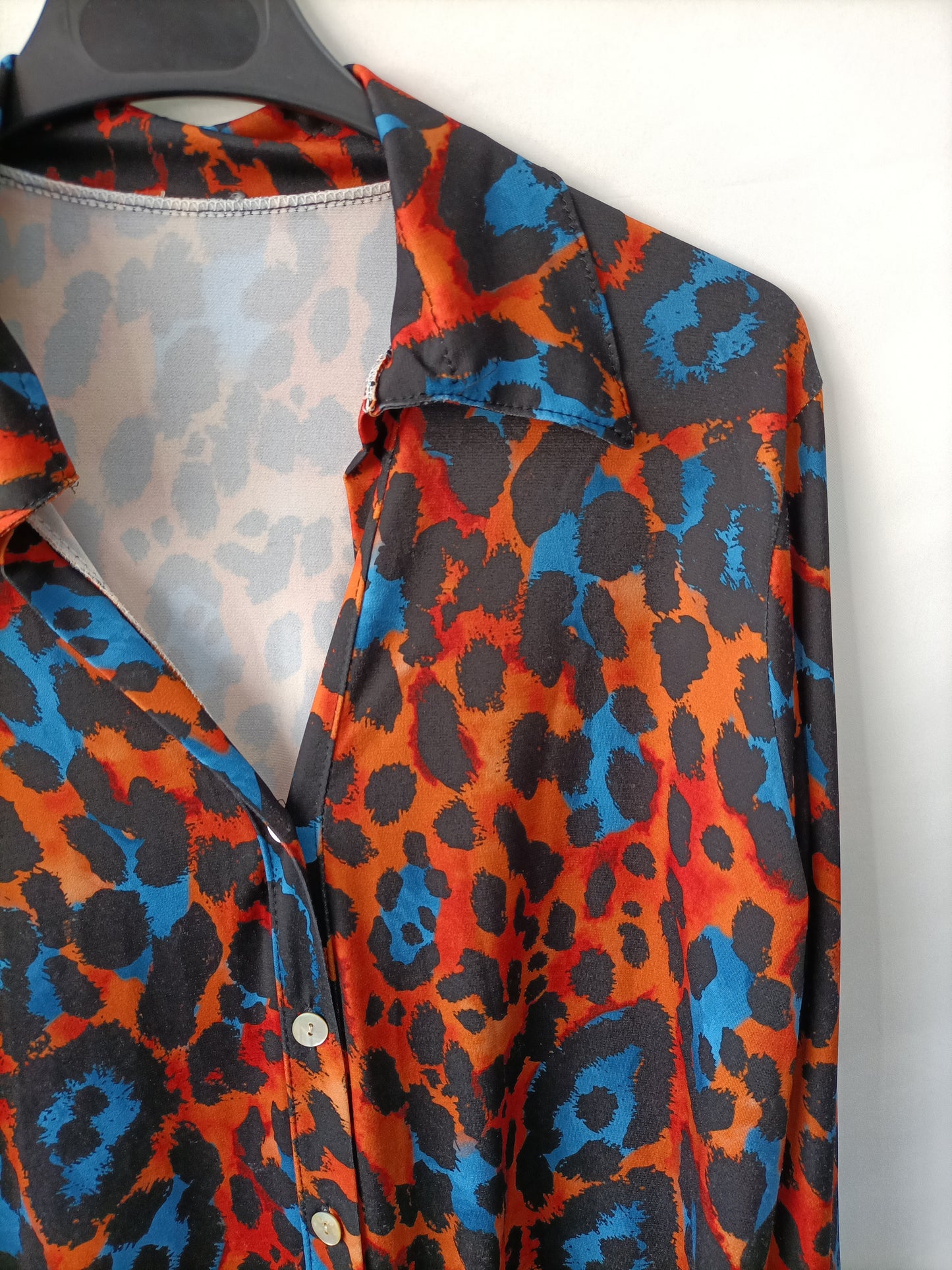 OTRAS. Blusa ánimal print T.u(s/m)