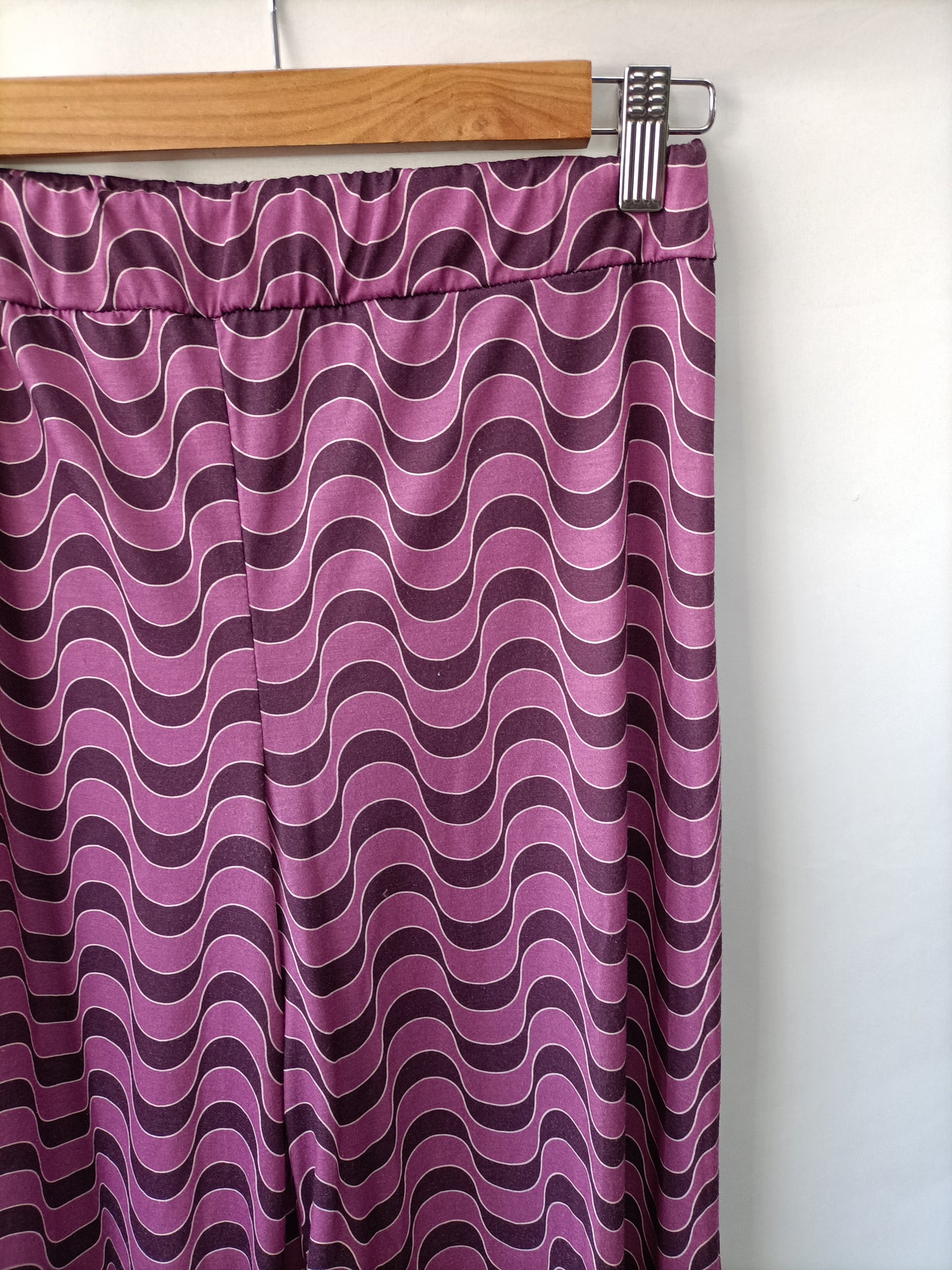 OTRAS. Pantalón rayas onduladas T.U(S)